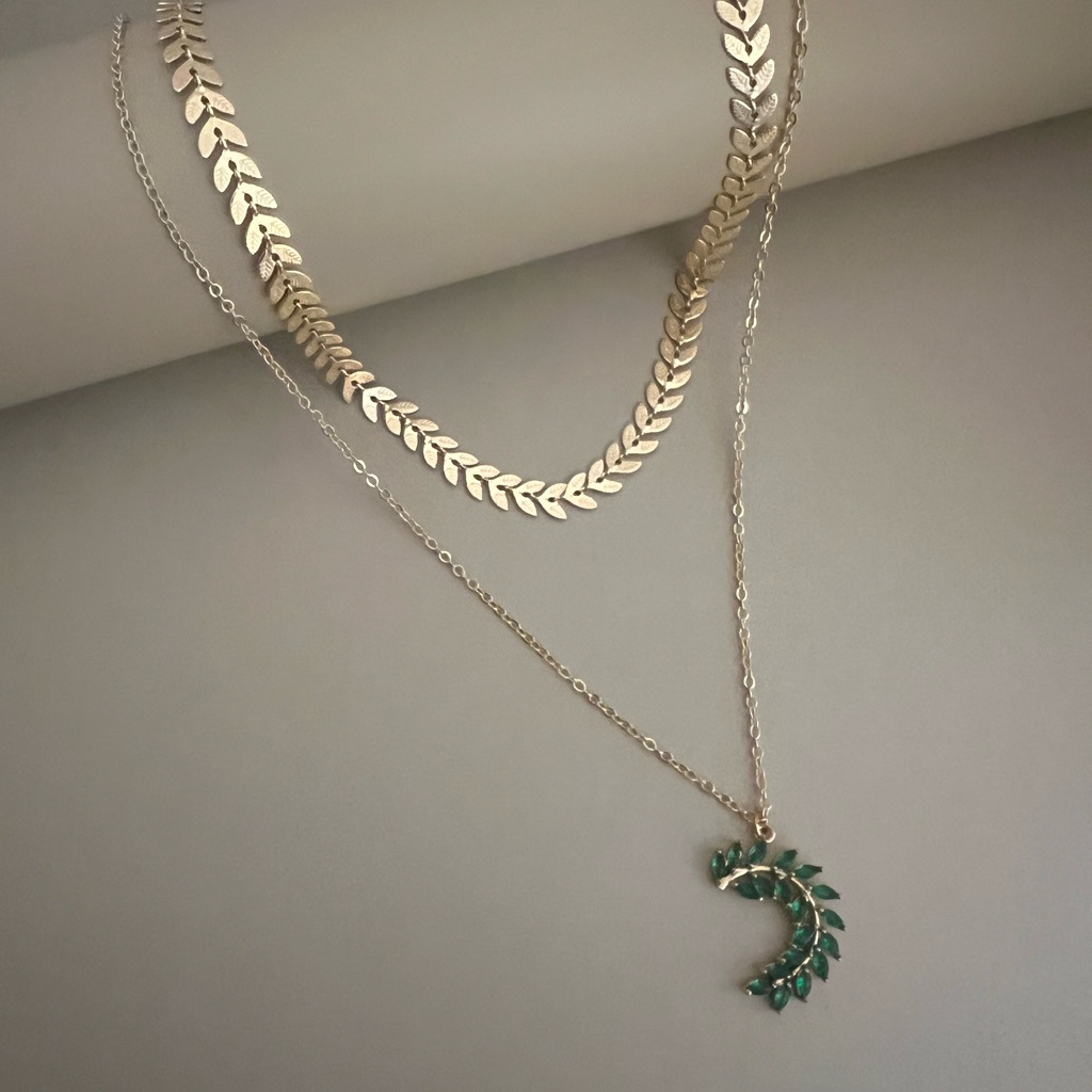 Elegant Cubic Zirconia Leaf Pendant Necklace Set - Classic Leaf Necklace